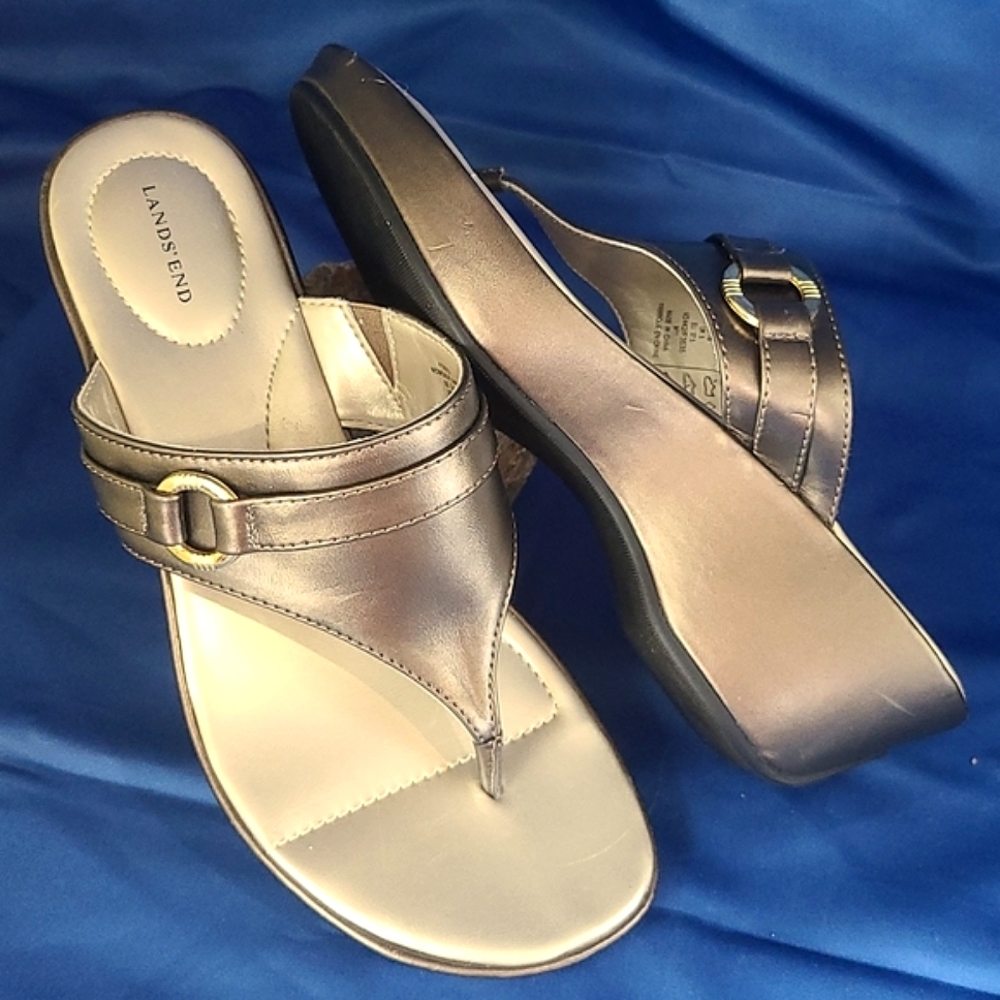 LANDS' END Bronze Metallic Sandals Wedge Heels 7B